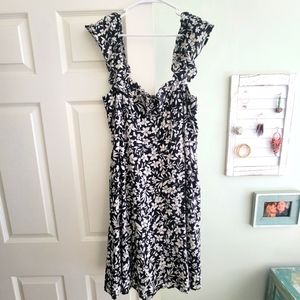 Black and White Floral Ruffle Old Navy Dress XL